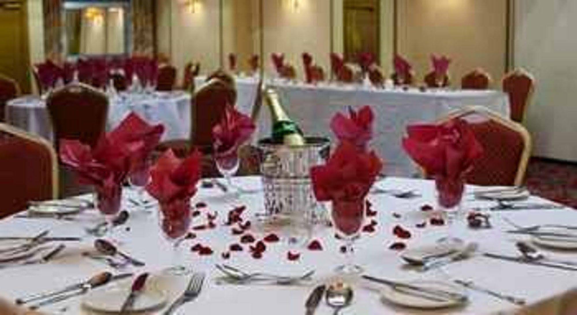Britannia Hotel Wolverhampton Buitenkant foto
